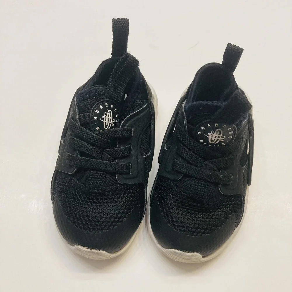 Nike Air Huarache‎ Run Toddler Shoes Black White 859594-002 Size 5C Slip On